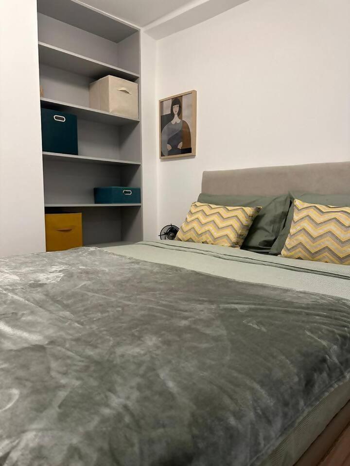 Stylish Renovated Apartment In Chiado Lisboa Eksteriør bilde