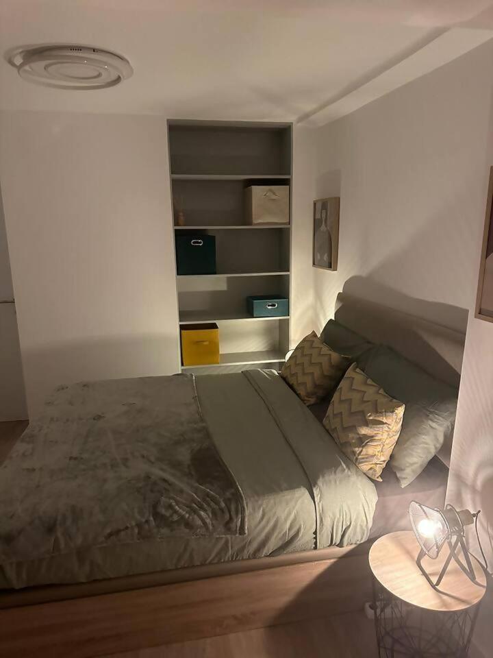Stylish Renovated Apartment In Chiado Lisboa Eksteriør bilde