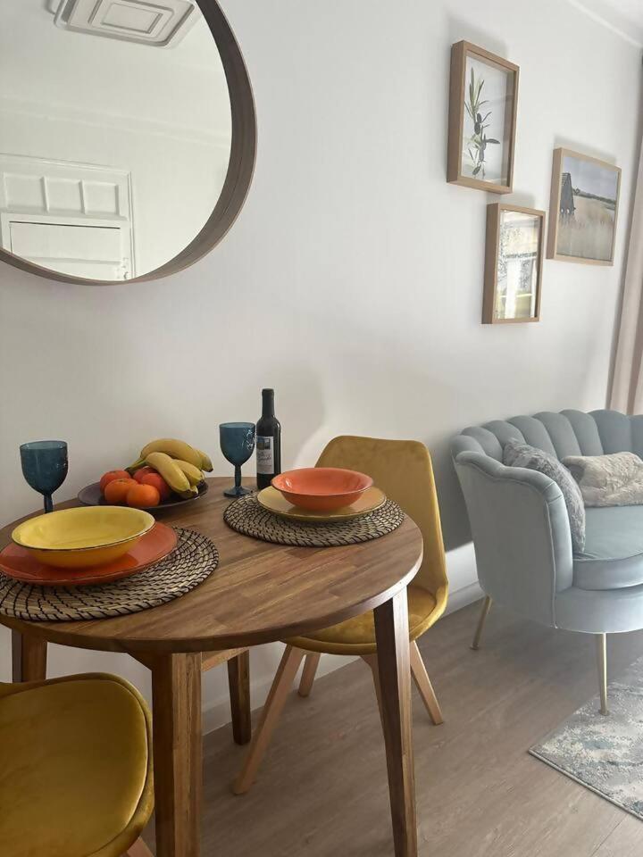 Stylish Renovated Apartment In Chiado Lisboa Eksteriør bilde